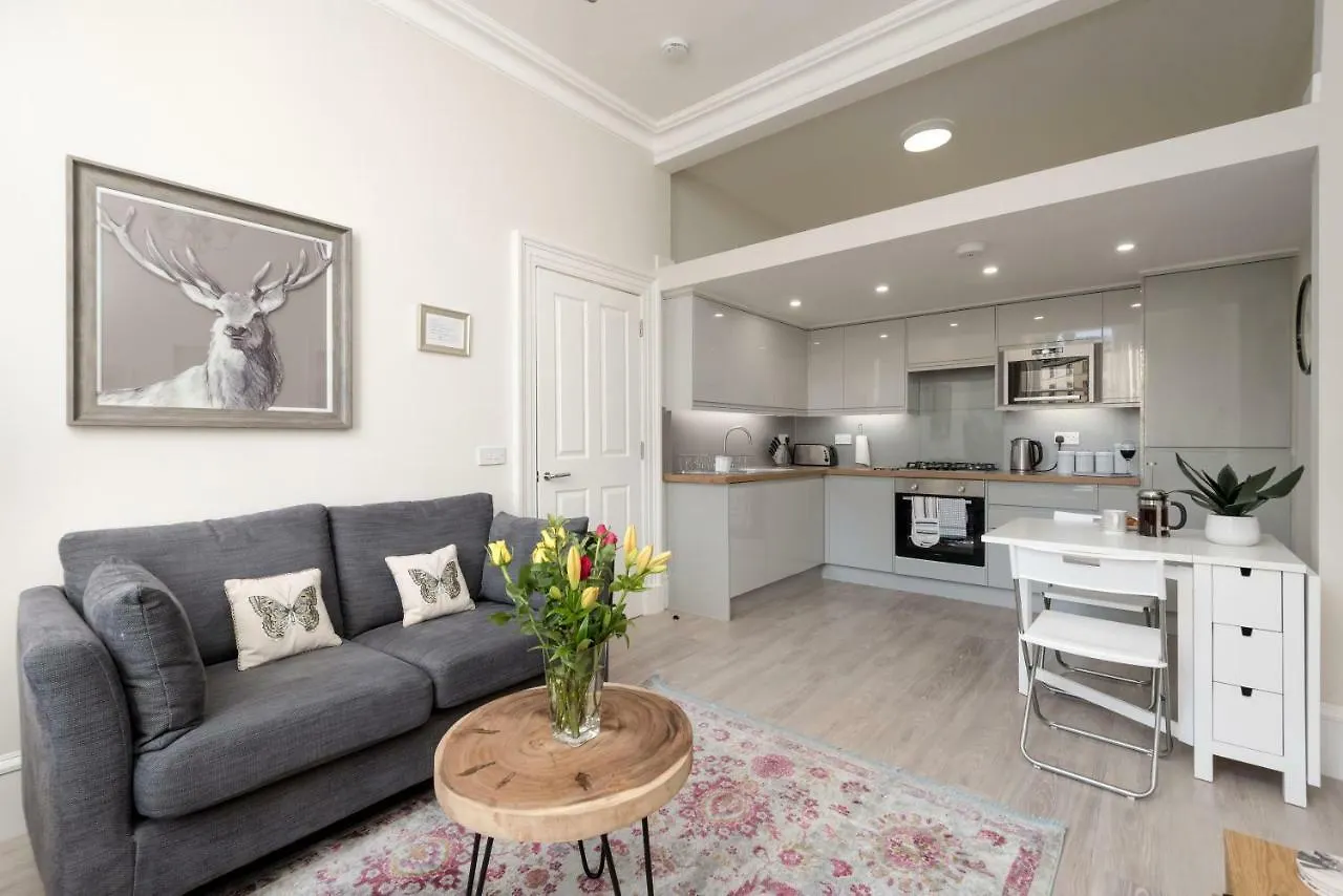 The Home Street Residence Edynburg